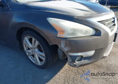 2013 Nissan Altima 3.5 Sl z USA, uszkodzony, nr VIN 1N4BL3AP0DC202795